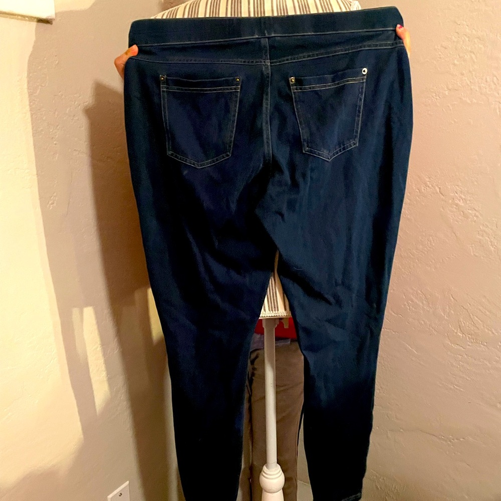 Dark Jean Jeggings high rise